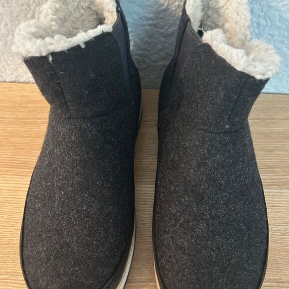 Merrell boots - Picture 7 of 7